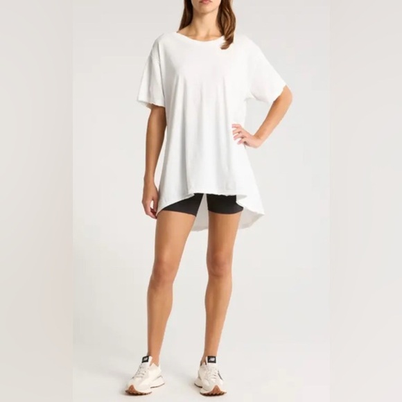 NWT FREE PEOPLE FP Movement Leg Day Tee White Medium - Picture 1 of 11